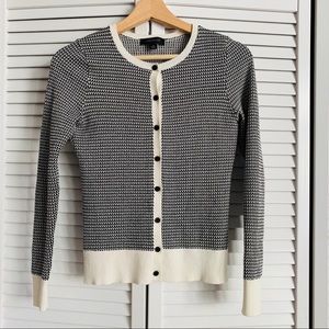 Ann Taylor Cardigan Size XS